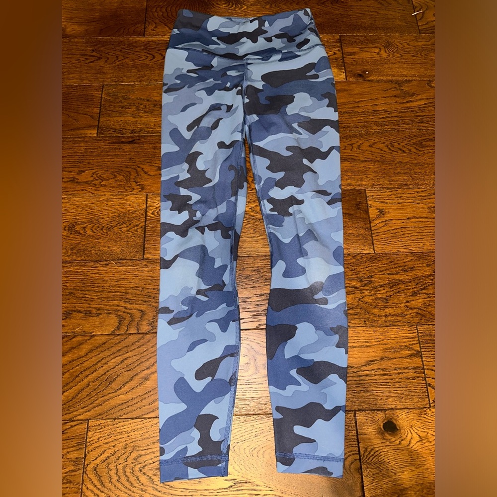 90 Degree by Reflex Blue Camo Leggings size XSmall